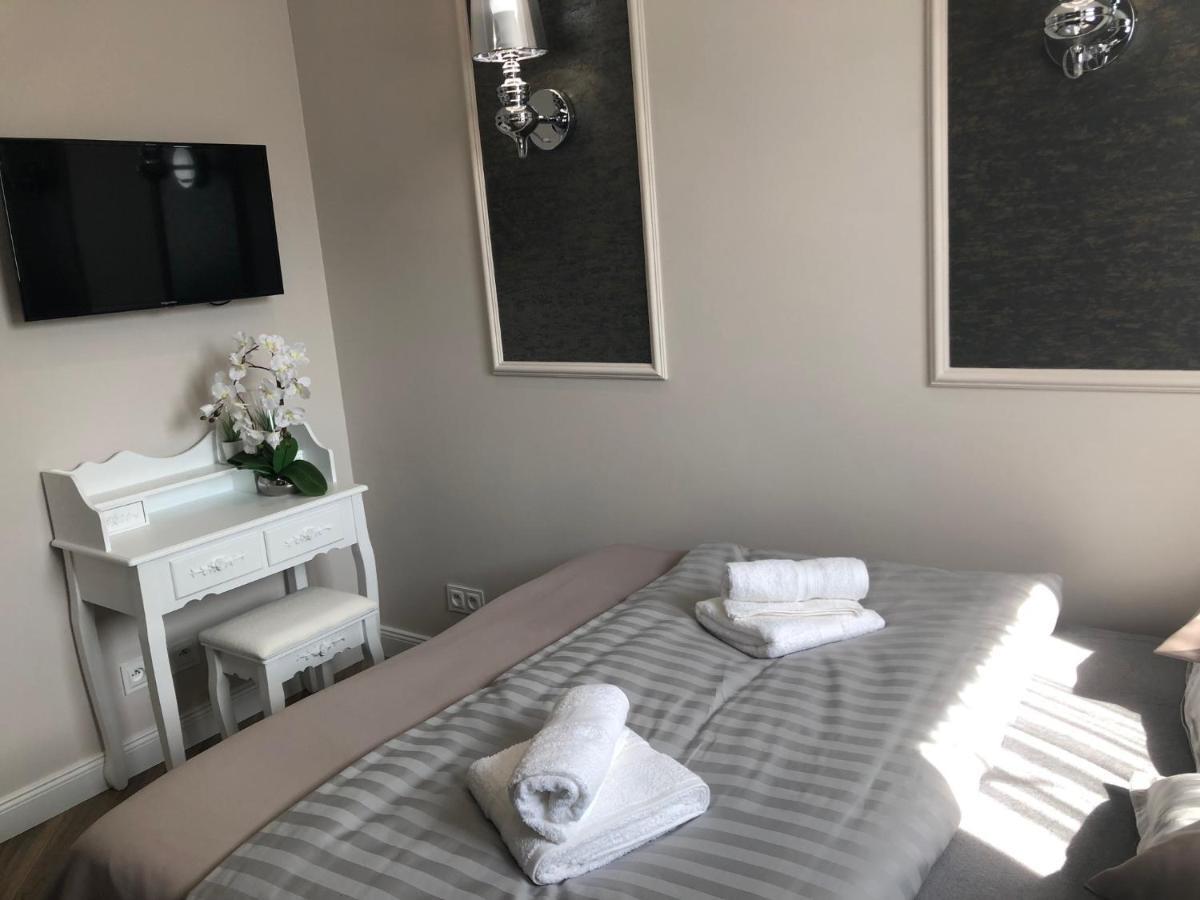 Family & Business Sauna Apartments No1 Lesny Nad Zalewem Cedzyna Unikat - 3 Bedroom With Private Sauna, Bath With Hydromassage, Terrace, Garage, Catering Options Kielce Exterior foto
